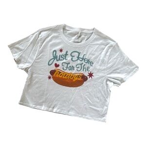 NWOT White graphic tee/ size M